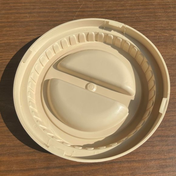 Vintage Sterilite Mini Trash Can - Picture 7 of 9